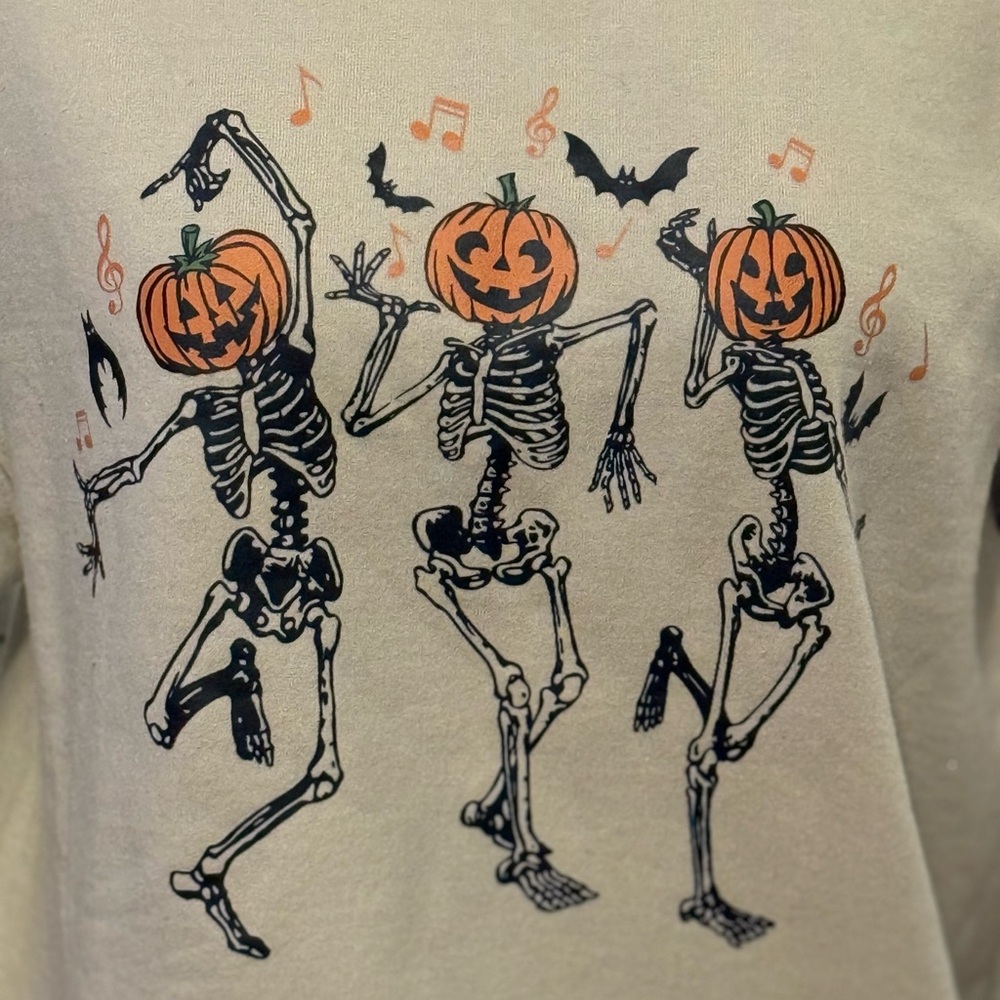 🆕🌿🤎GILDAN: Taupe Dancing Skeleton Pumpkin Head Sweatshirt LARGE - Picture 3 of 8